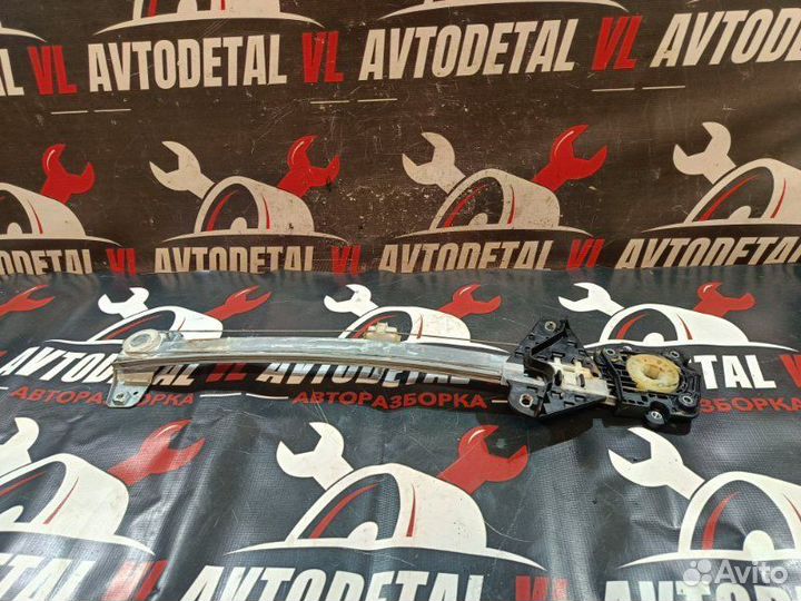 Стеклоподъемник задний правый Honda Civic 8 5D FN