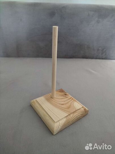 Подставка для кукол или