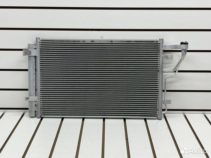 Радиатор кондиционера Kia Ceed 1 2006-2012