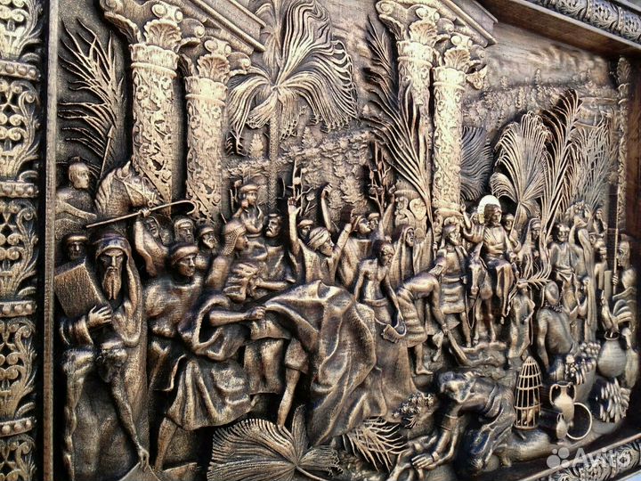 Панно из массива 