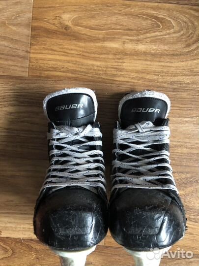 Коньки bauer supreme 140