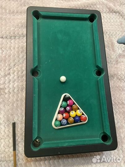 Бильярдный стол