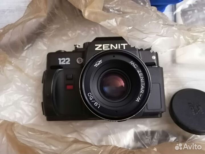 Фотоаппарат Зенит-122 + мс Зенитар-М 1,9/50 новый
