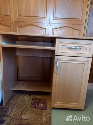 Компьютерный стол