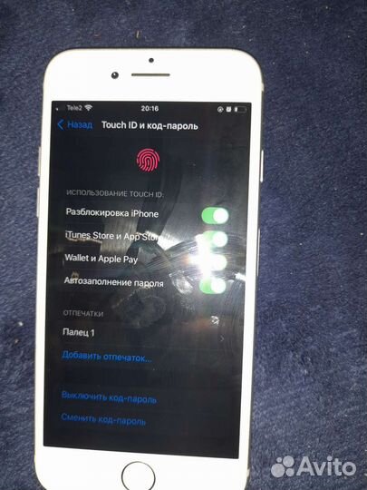 Телефон iPhone 7