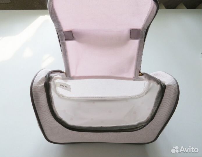 Косметичка новая большая Ив Роше