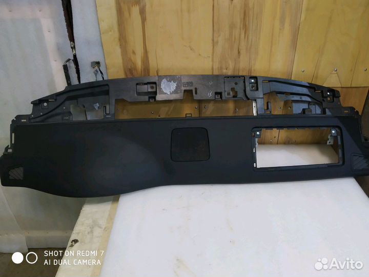 Накладка торпеды Cadillac Escalade 07-14 г