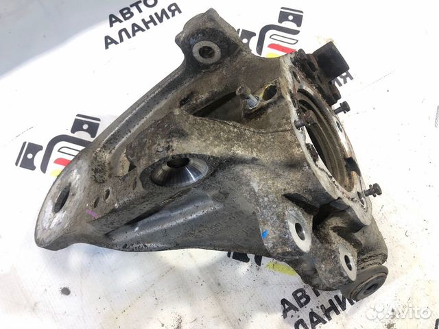 Кулак поворотный задний правый Bmw X5 E70 LCI