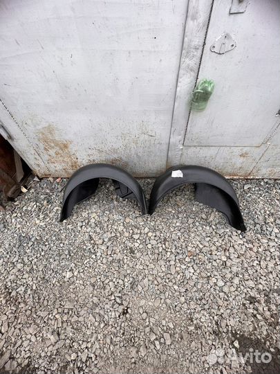 Подкрылки priora задние