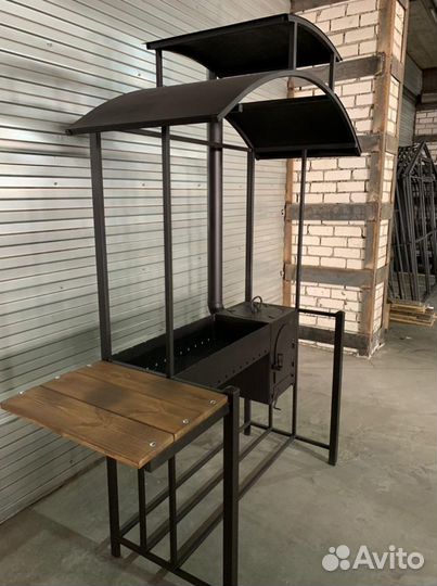 Мангал с крышей и печью под казан