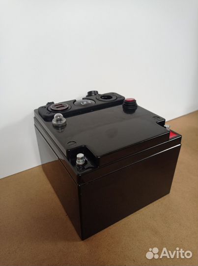 Литиевый аккумулятор