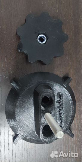 Крепление для экспедиционной канистры