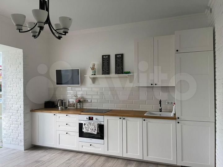1-к. квартира, 60 м², 1/4 эт.