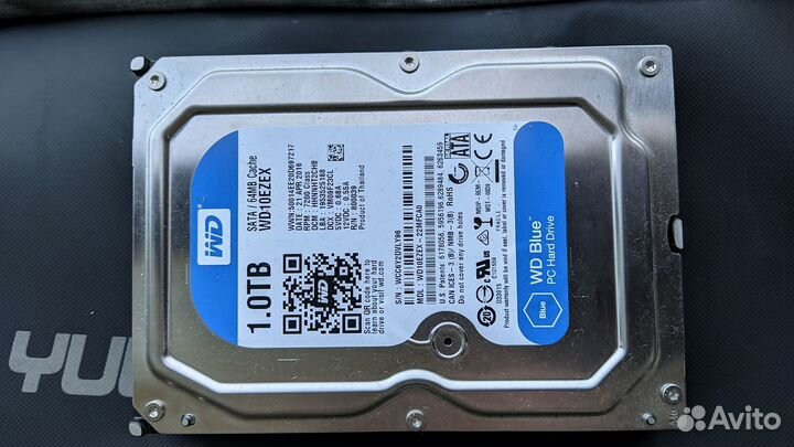 Жесткий диск Hitachi 2tb и Western digital 1tb