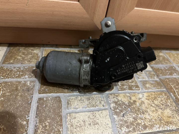 Моторчик дворников Jeep Grand Cherokee WK2 3.0D