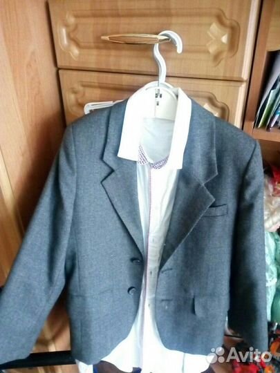 Школьный костюм