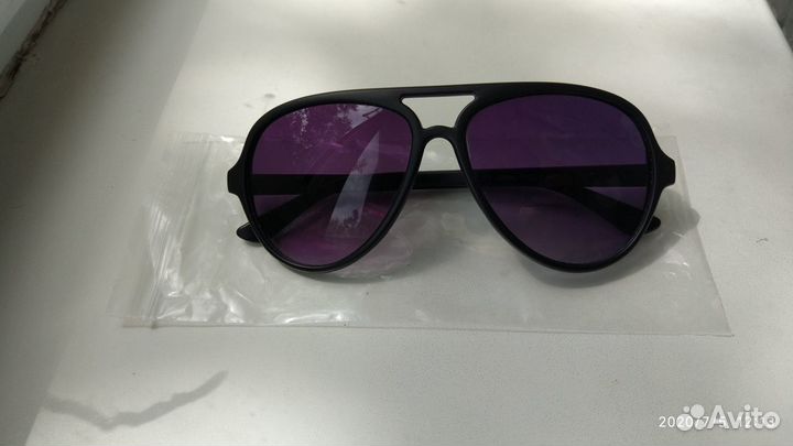 Новые солнцезащитные очки