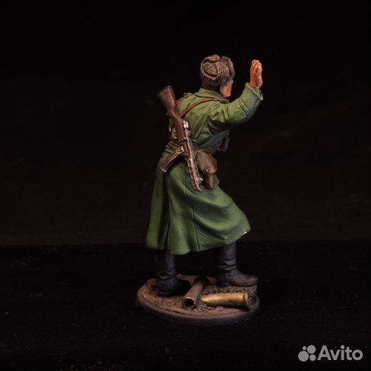 Оловянный солдатик в росписи