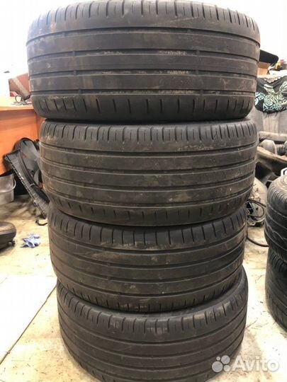 Kumho Ecsta HS51 225/55 R17 95W