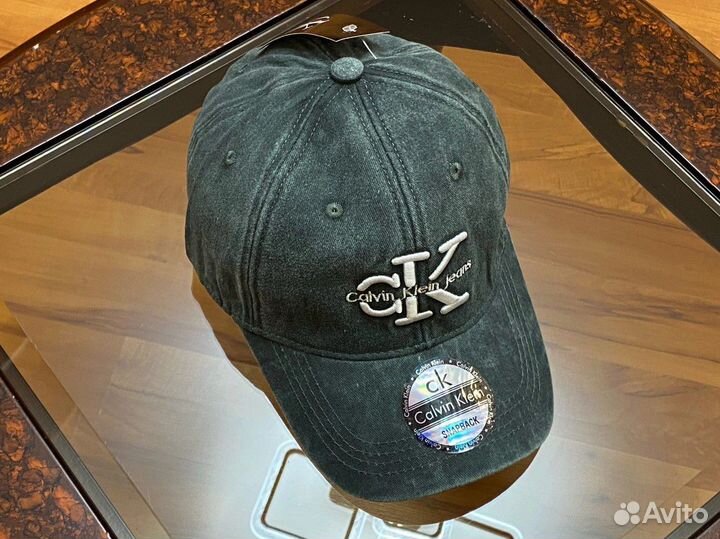 Кепка Calvin Klein tttgvshgfvjj