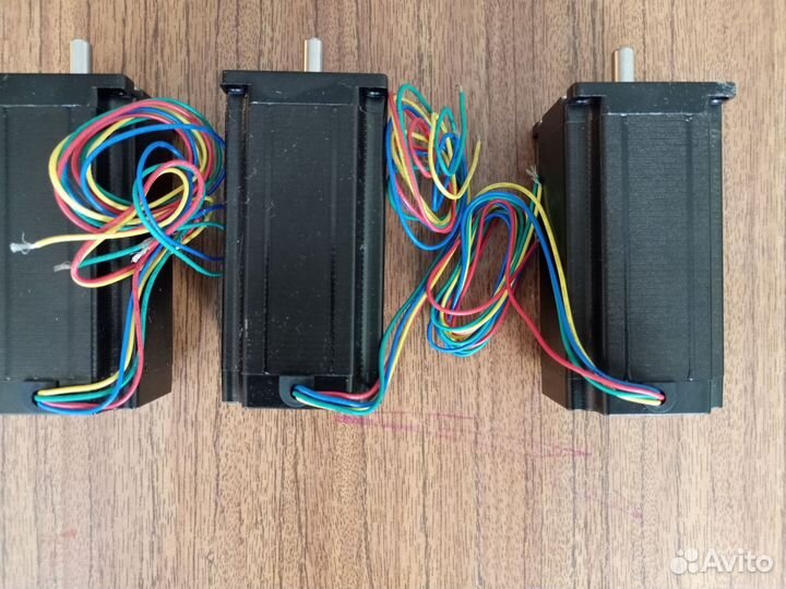 Шаговый двигатель nema 23, 3 штуки