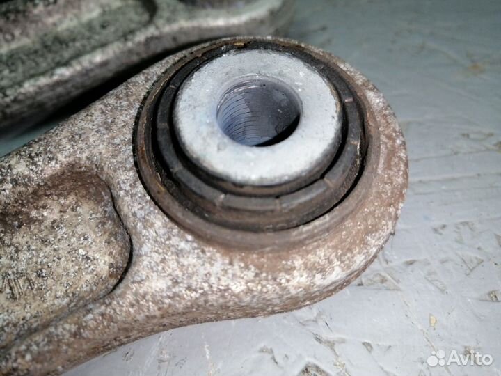 Рычаг подвески задний Volkswagen Touareg 7L BMV