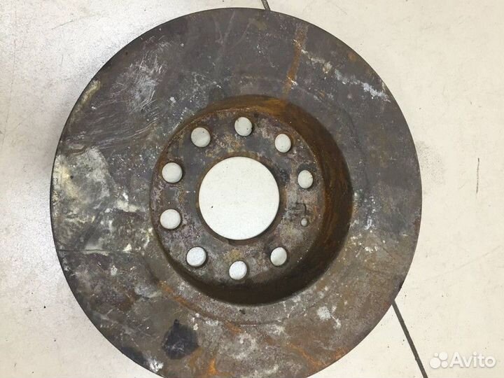 Диск тормозной передний Volkswagen Golf