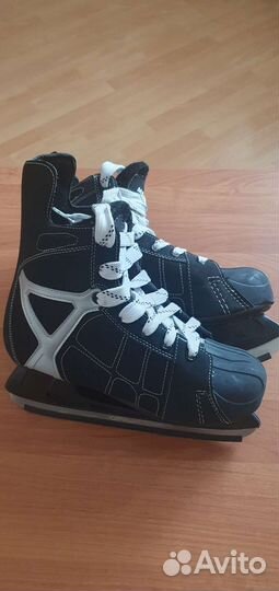 Коньки хоккейные melior