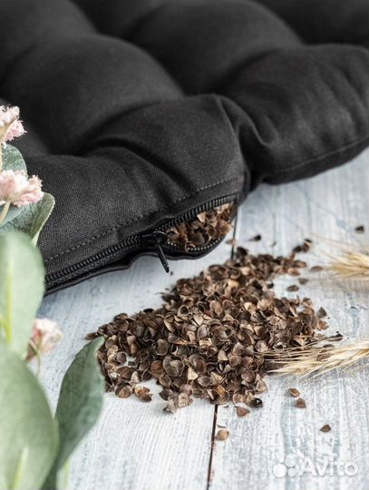 Подушка массажная с лузгой гречихи