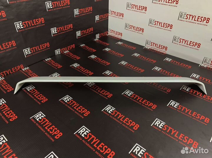 Спойлер На стекло Toyota Camry 70 Белый