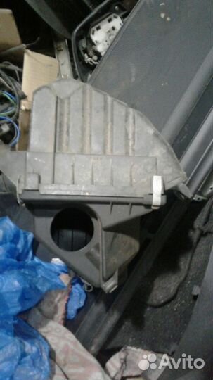 Корпус воздушного фильтра Пассат Б6 3C0129607AQ