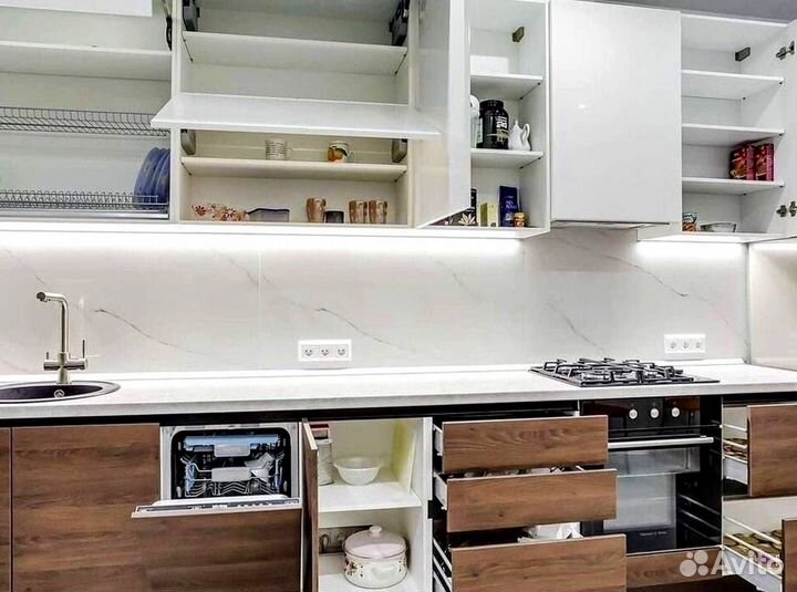 Кухонный гарнитур 