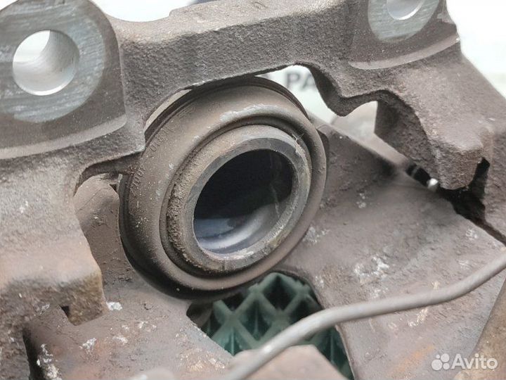 Суппорт тормозной задний правый Mercedes E W207