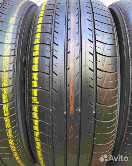 Yokohama BluEarth E70 215/55 R17 94V