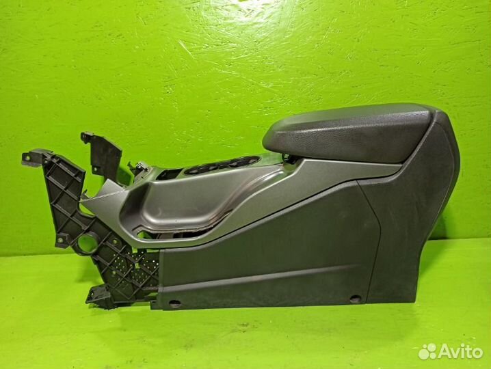 Центральная консоль с подлокотником Ford Kuga 2