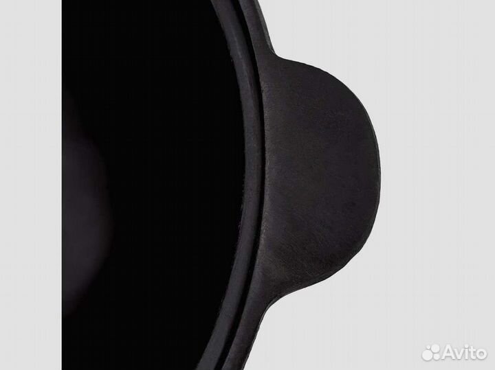 Казан чугунный 8 литров, круглое дно