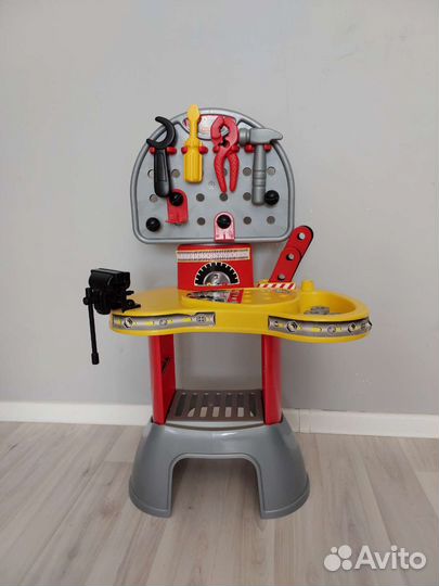 Детский набор инструментов. Мастерская верстак