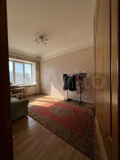 4-к. квартира, 90 м², 2/4 эт.