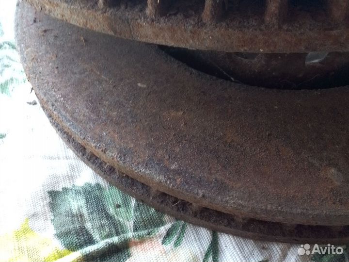 Тормозные диски Ауди А8 D2 4,2L