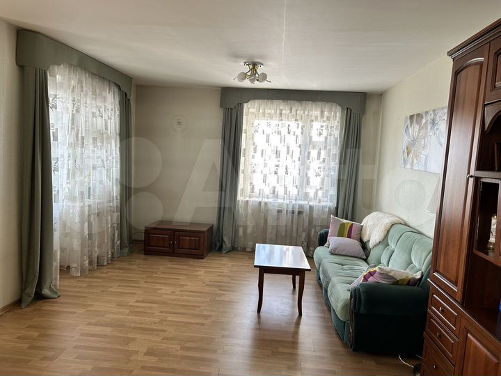 4-к. квартира, 111,5 м², 8/9 эт.