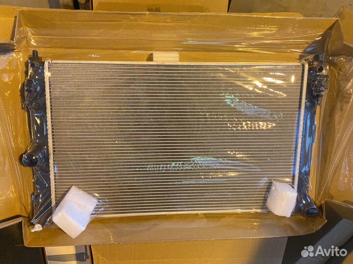 Радиатор toyota chr