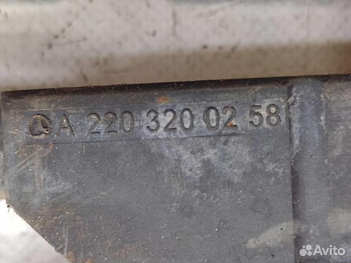 Блок клапанов пневмоподвески w220 S-class 113.9