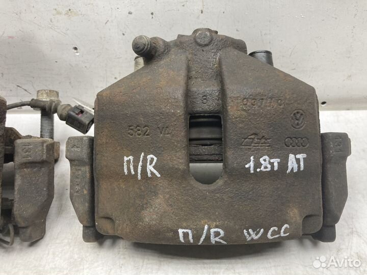 Суппорт передний L/R Volkswagen Passat CC