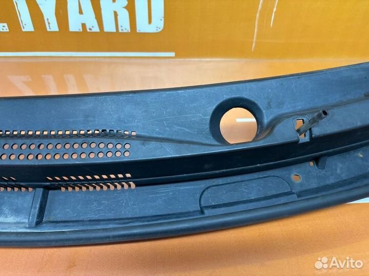 Решетка стеклоочистителя/жабо (планка под лобовое стекло) Kia Rio