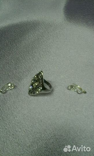 Кольцо и серьги