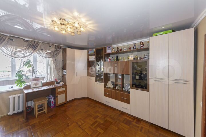 3-к. квартира, 76 м², 2/9 эт.