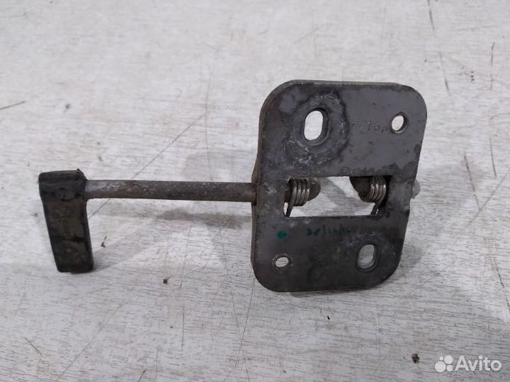 Крючок капота передний Volkswagen Polo sedan 2011