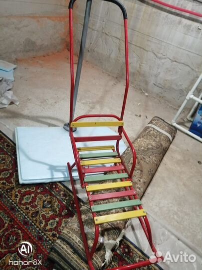 Санки новые.раскладывается спинка