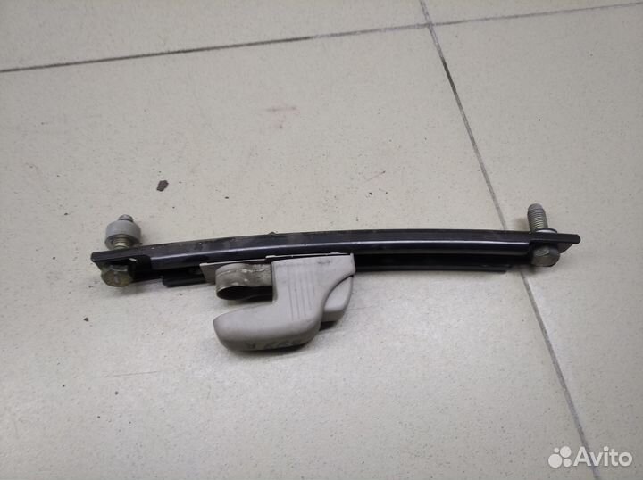 Механизм регулировки ремня безопасности Almera N16