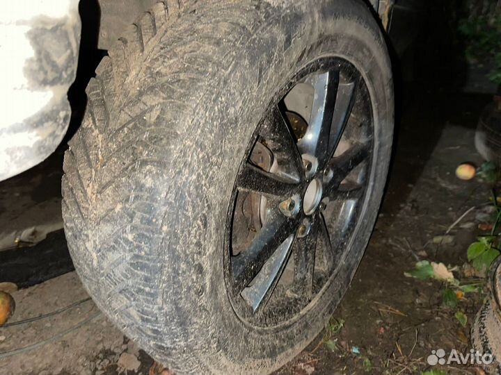 Колеса диски 5 на 114.3 шины зима r16
